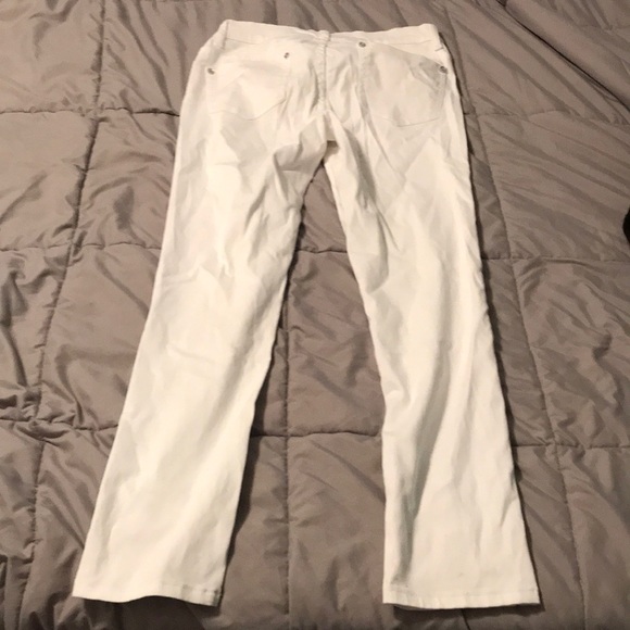 Pants - Picture 4 of 6